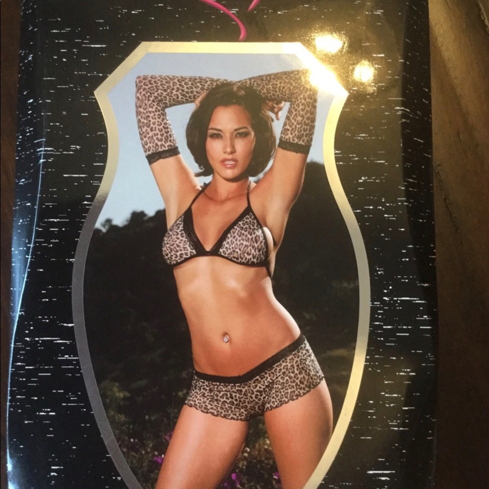 Mesh bra top, booty shorts & gloves set